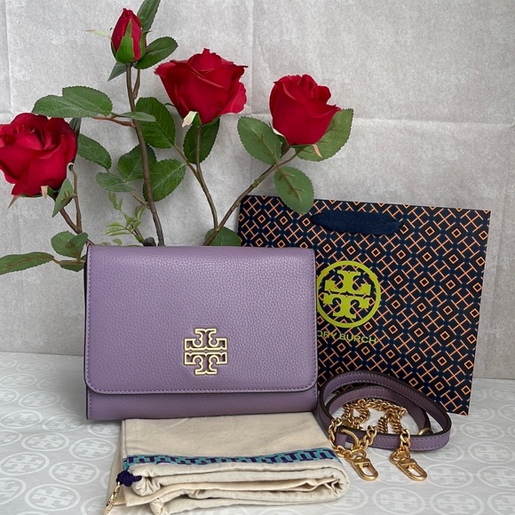 Tory Burch Handbags - ✅SALE🆕Tory Burch Britten Chain Wallet.